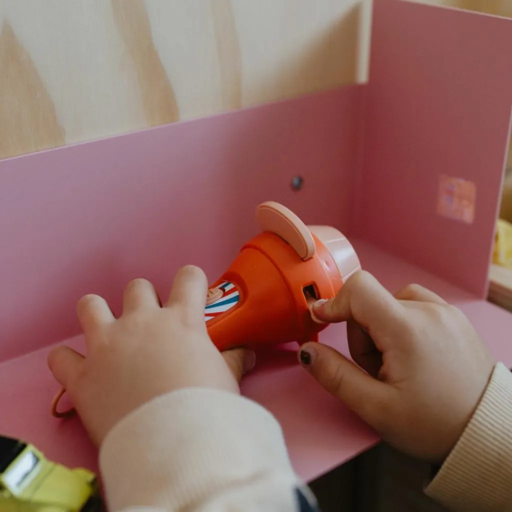 Outlet 3 histoires KIDYSTORIES sur le thème du cirque pour kidyslide Lampe À Histoires