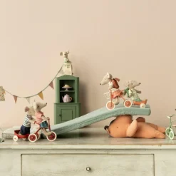 Sale Abri à tricycle Souris Rouge Accessoires Pour Univers De Jeu