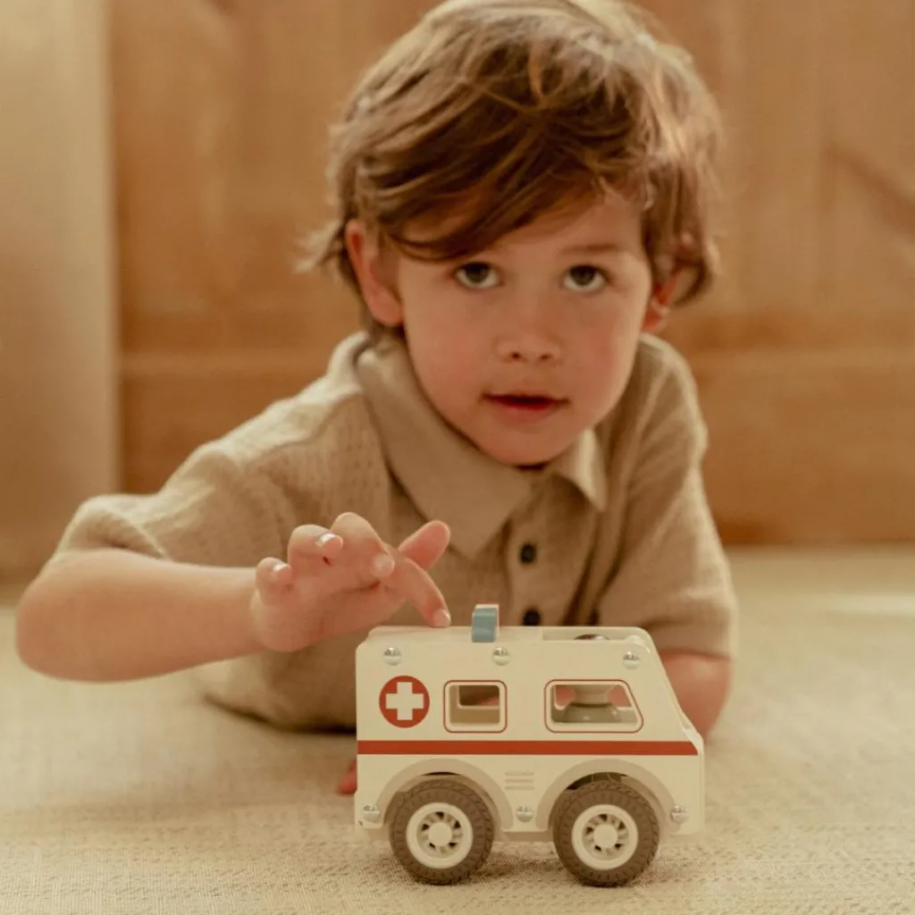 Ambulance en bois Petites Voitures, Véhicules Et Circuits