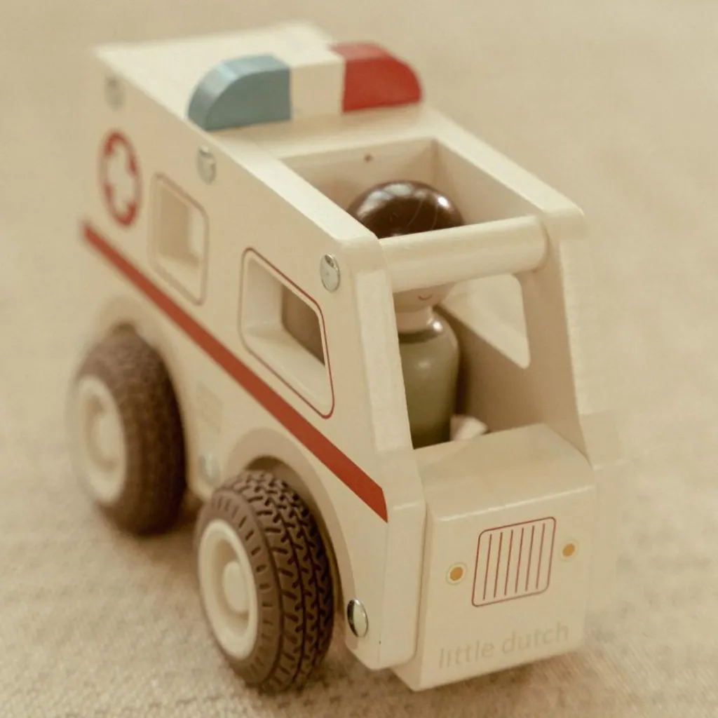 Ambulance en bois Petites Voitures, Véhicules Et Circuits