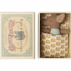 Online Bébé souris mi-endormie mi-éveillée dans une boîte d'allumettes Bleu Figurines De Jeu