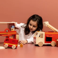 Online Caserne de pompiers en bois All animals Petites Voitures, Véhicules Et Circuits