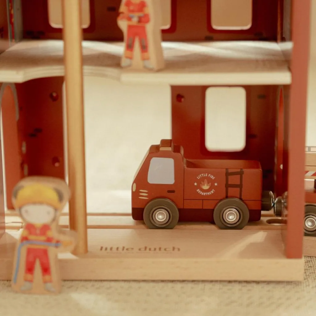 Outlet Caserne de pompiers en bois Petites Voitures, Véhicules Et Circuits