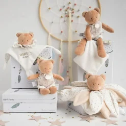 Discount Coffret doudou pétales Ours Attrape-rêves Doudou Plat