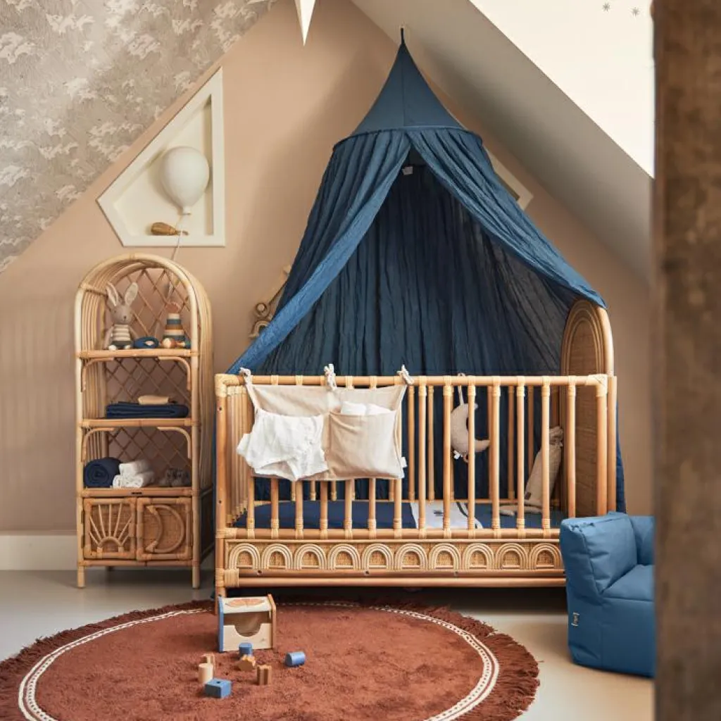 Hot Coussin musical à suspendre Lune Nougat Peluche Musicale