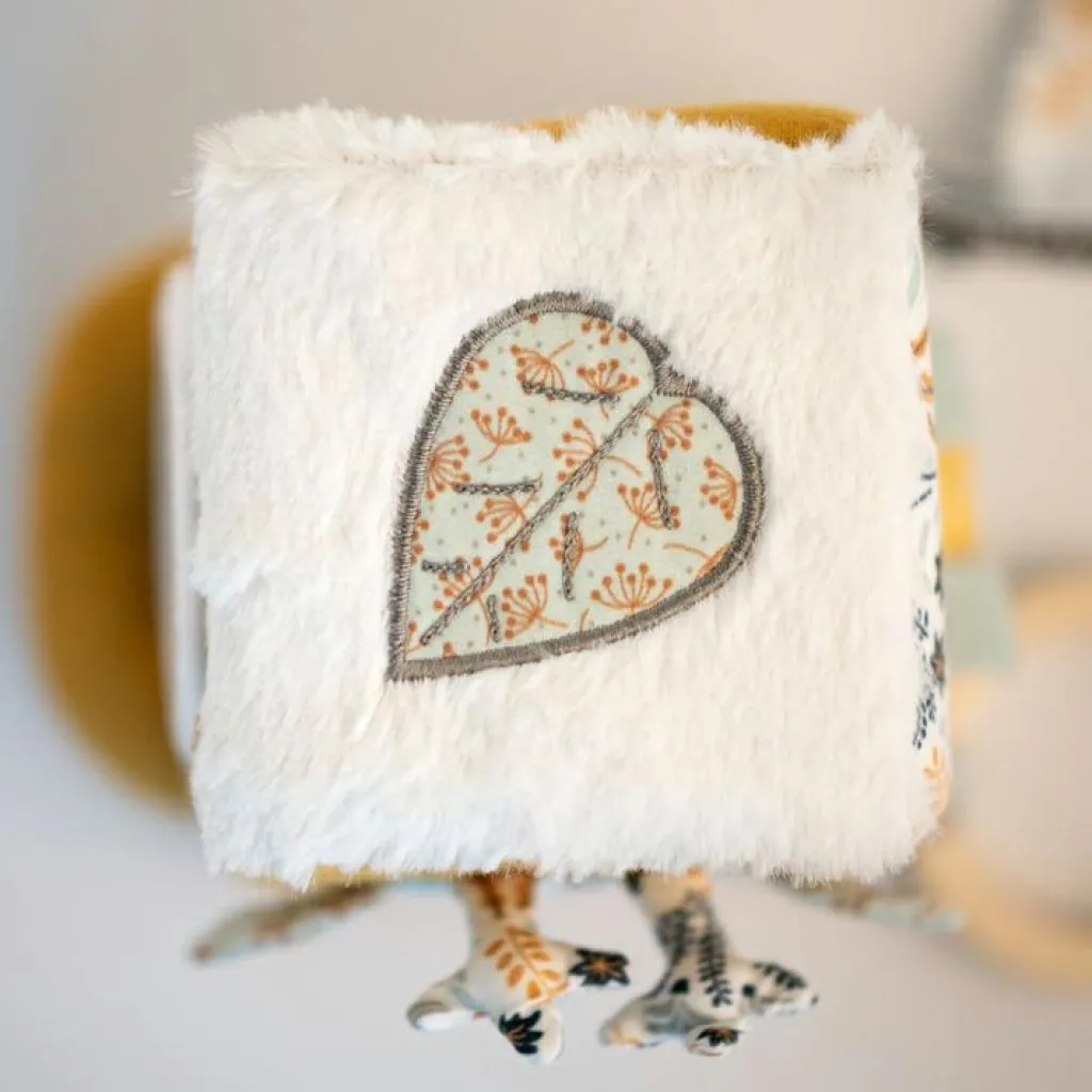 Online Cube d'activités daim et tilleul Promenons-nous Balle / Cube D'Activités