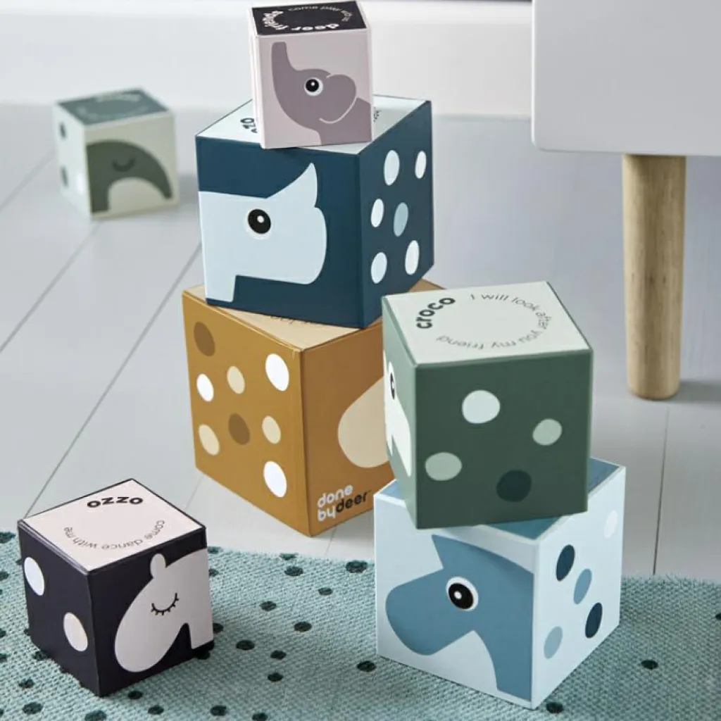 Hot Cubes à empiler Deer Friends (8 cubes) Jouet À Empiler