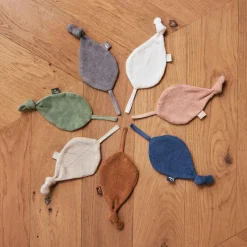 Clearance Doudou attache sucette feuille Nougat Doudou Attache Sucette