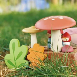 Online Famille de gnomes et forêt en bois Maison De Poupée Et Univers De Jeu