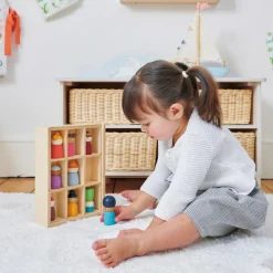 Hôtel en bois Happy Folk Figurines De Jeu