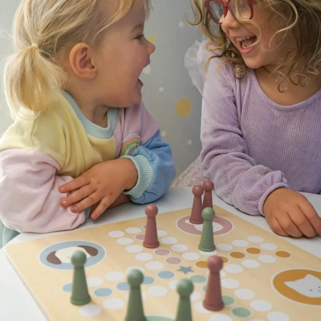 Online Jeu de petits chevaux en bois Jeu De Société