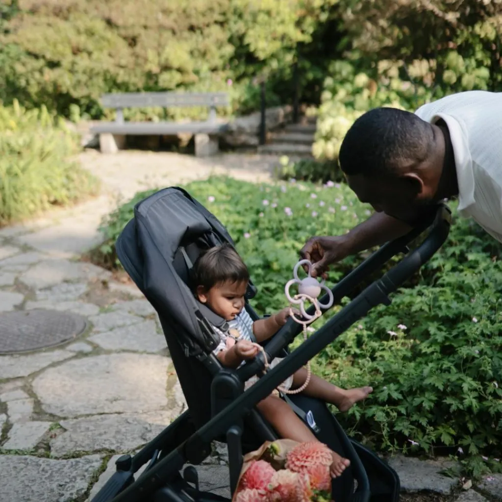 Clearance Jouet de dentition en silicone Daisy Lilac Jouet / Anneau De Dentition