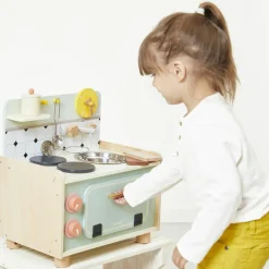 Kitchenette en bois Mamie Soleil (9 pièces) Enfant Cuisine Enfant