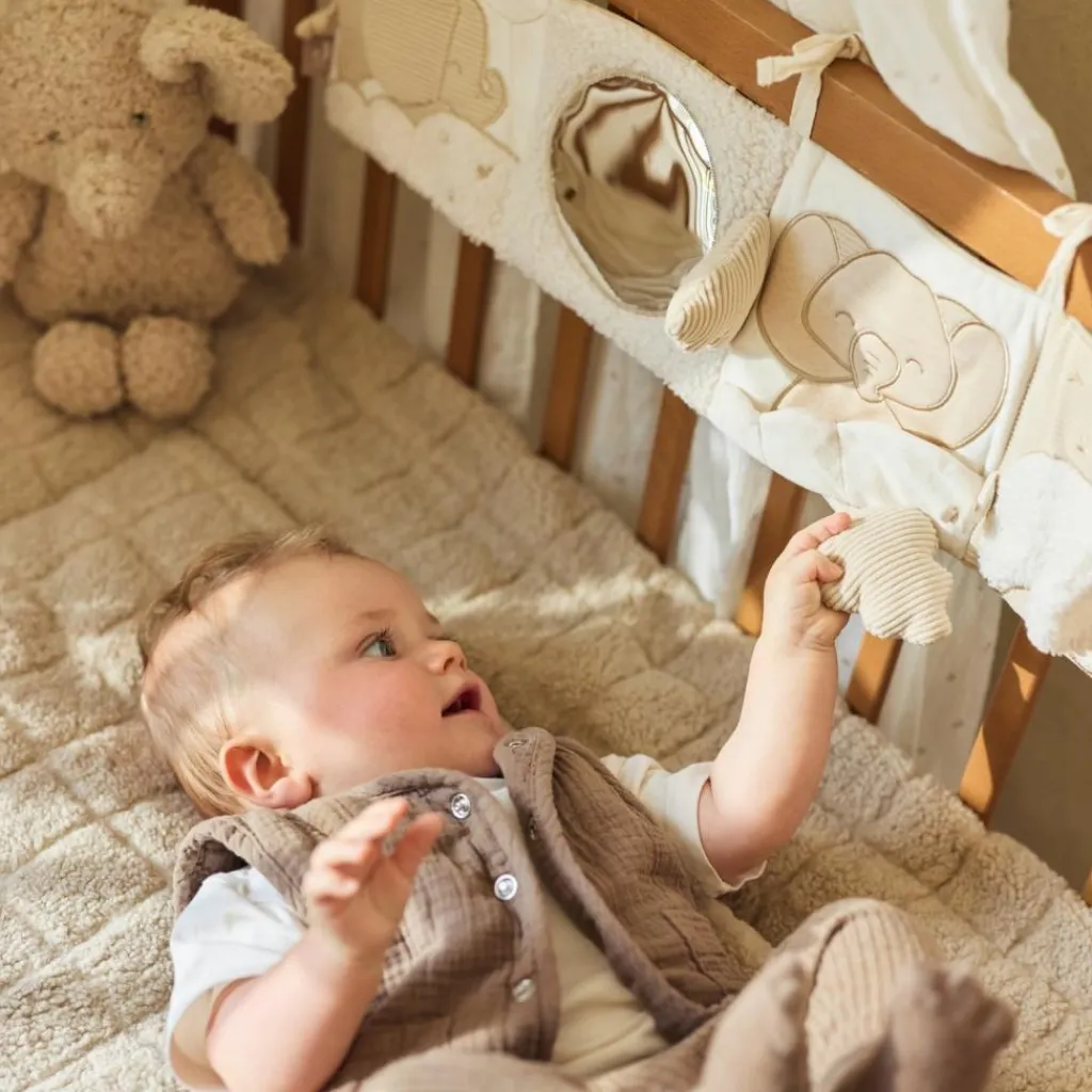 Online Livre d'activités à suspendre Elephant Tales Livre Bébé En Tissu