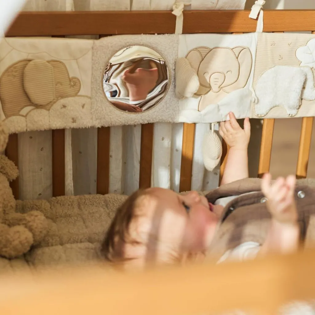 Online Livre d'activités à suspendre Elephant Tales Livre Bébé En Tissu