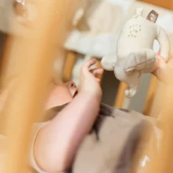 Online Livre d'activités à suspendre Elephant Tales Livre Bébé En Tissu