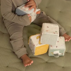 Online Lot de 4 cubes doux Little Farm Balle / Cube D'Activités