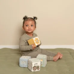 Online Lot de 4 cubes doux Little Farm Balle / Cube D'Activités