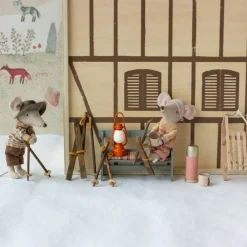 Discount Paire de ski et bâtons Maman et Papa souris Accessoires Pour Univers De Jeu