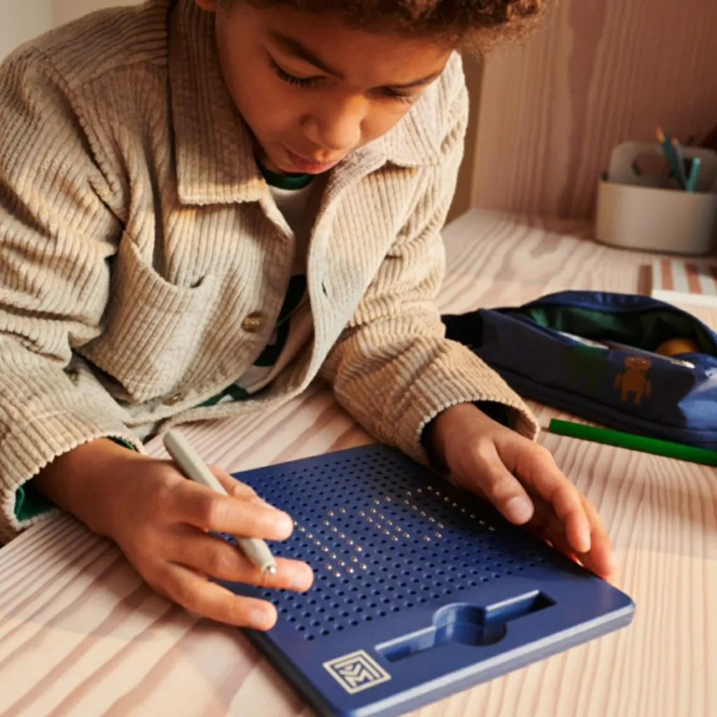 Hot Planche magnétique à dessin Annelise Indigo Blue Jeu Magnétique