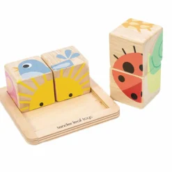 Puzzle 4 cubes Puzzle