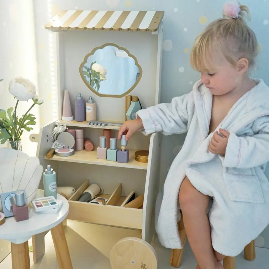 New Salon de beauté en bois Coin Beauté / Barbier