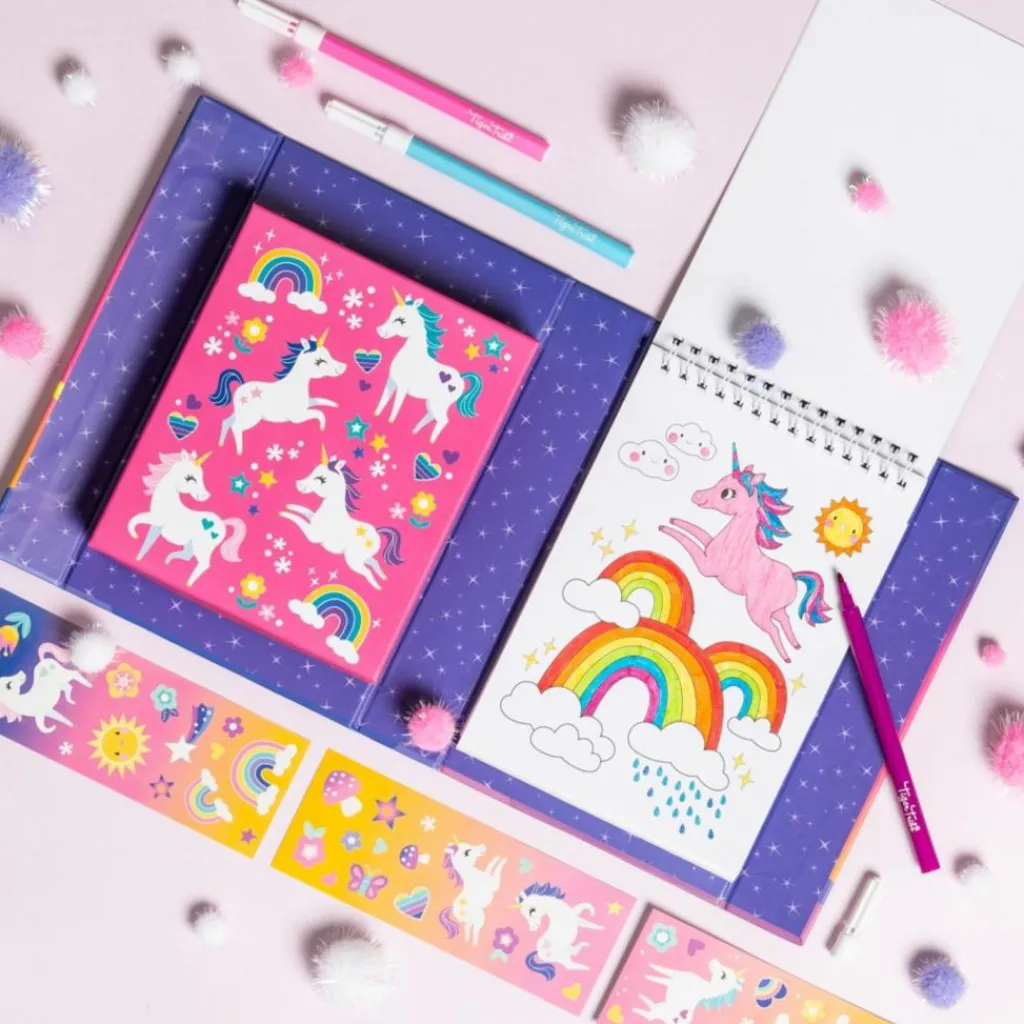 Set de coloriage magie des licornes Dessin Et Peinture