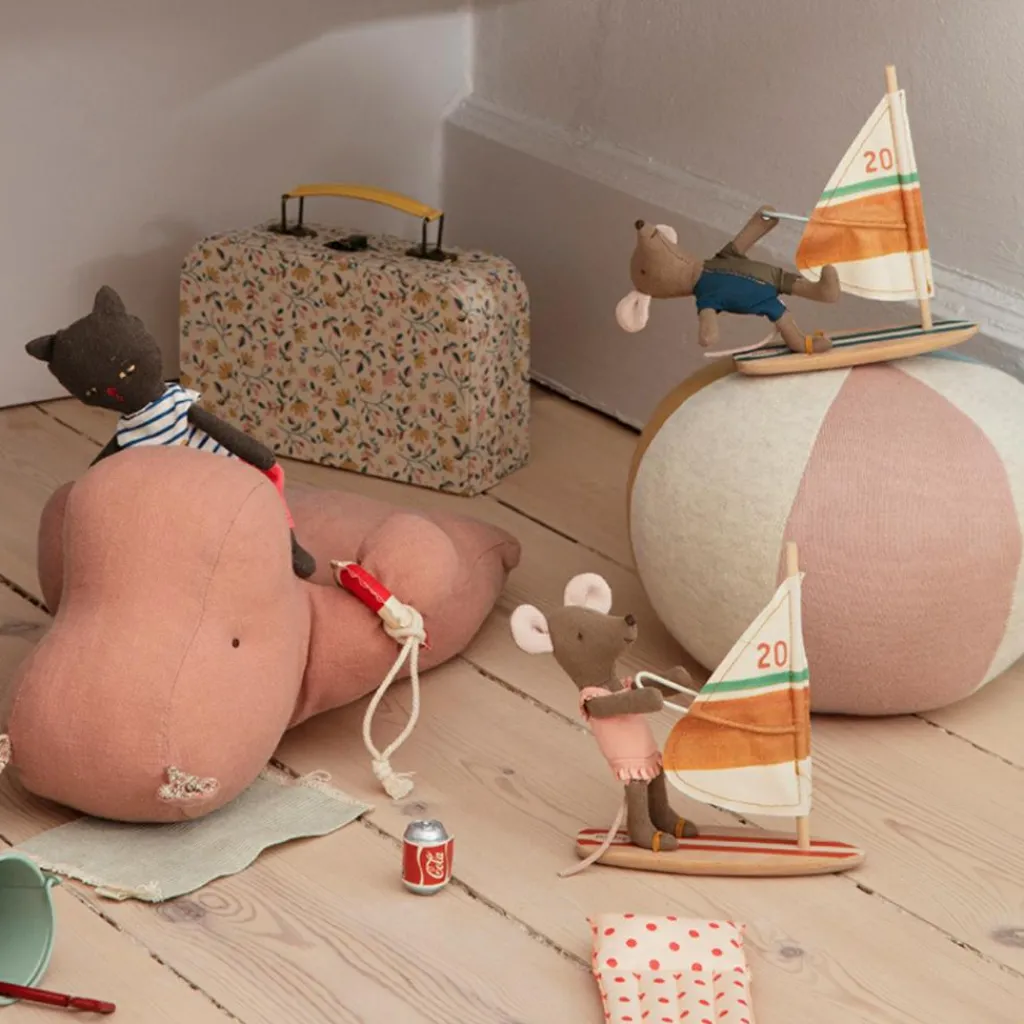 Outlet Souris Surfer Grand Frère Figurines De Jeu