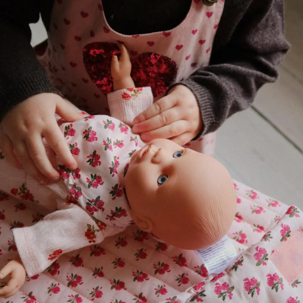 New Table à langer pour poupée Rosie Rose Accessoires Poupée