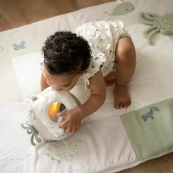 Sale Tapis de jeu Animals Laurel Green-Warm Linen (75 x 95 cm) Tapis D'Éveil