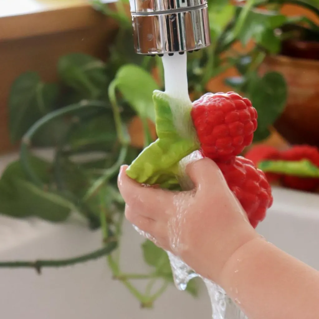 Valery la framboise en latex d'hévéa Jouet / Anneau De Dentition