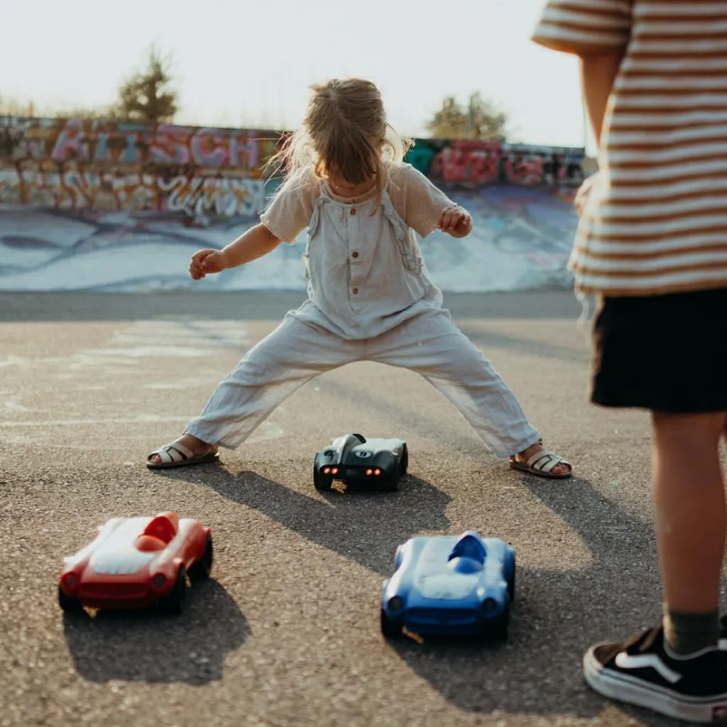 New Voiture télécommandée rouge Kidycar Jeux D'Extérieur